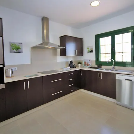 Lazy Daze Villa